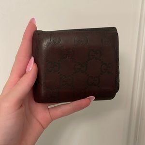 Men’s gucci leather wallet